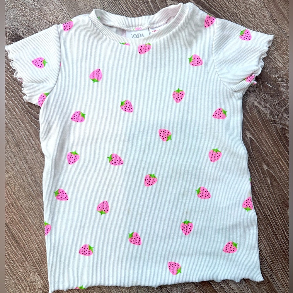 Zara White Tee with Pink Strawberry Pattern 2-3T
